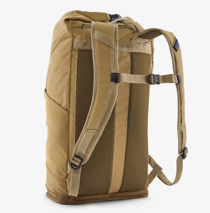 Patagonia Fieldsmith Roll Top Pack 32l [cl:classic Tan]