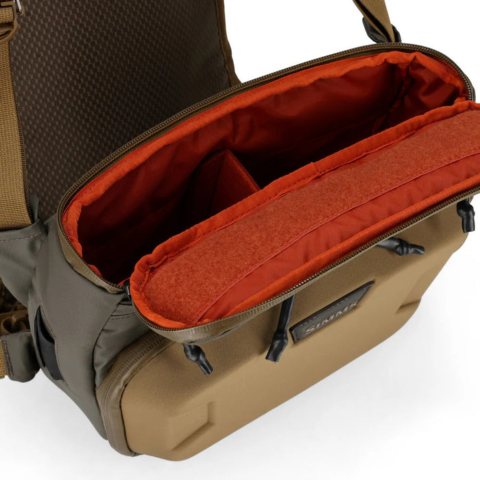 Simms Headwaters Chest Pack [cl:hickory]