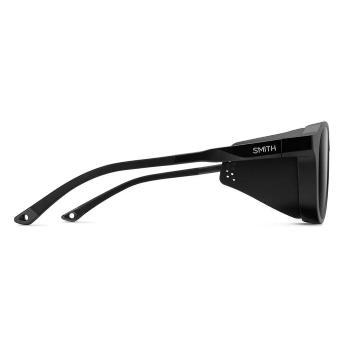Smith Venture Matte Black With Chromapop Polarized Black Glass Lens